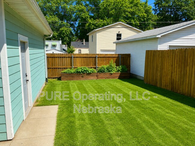 Photo - 4182 Wakeley St