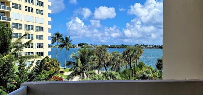 Photo - 2600 N Flagler Dr Unit 403