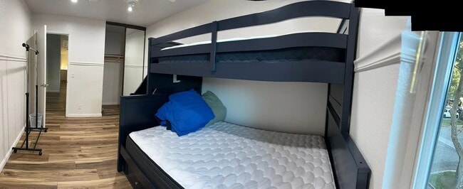 Photo - 5587 Makati Cir