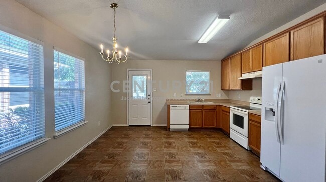Photo - Lovely 3/2/2 in Fort Worth For Rent!