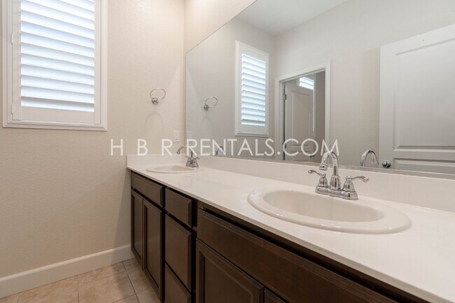 Photo - 1496 Dairy Dr