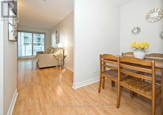 Photo - 70 Town Centre Court Unit 1105