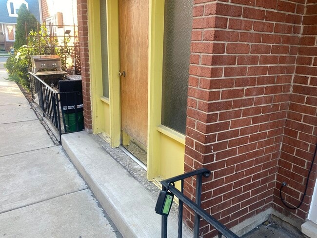 Photo - 3553 N Neenah Ave Unidad 201