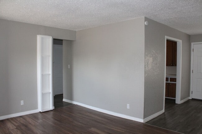 Photo - Cute and Affordable 2 beds!