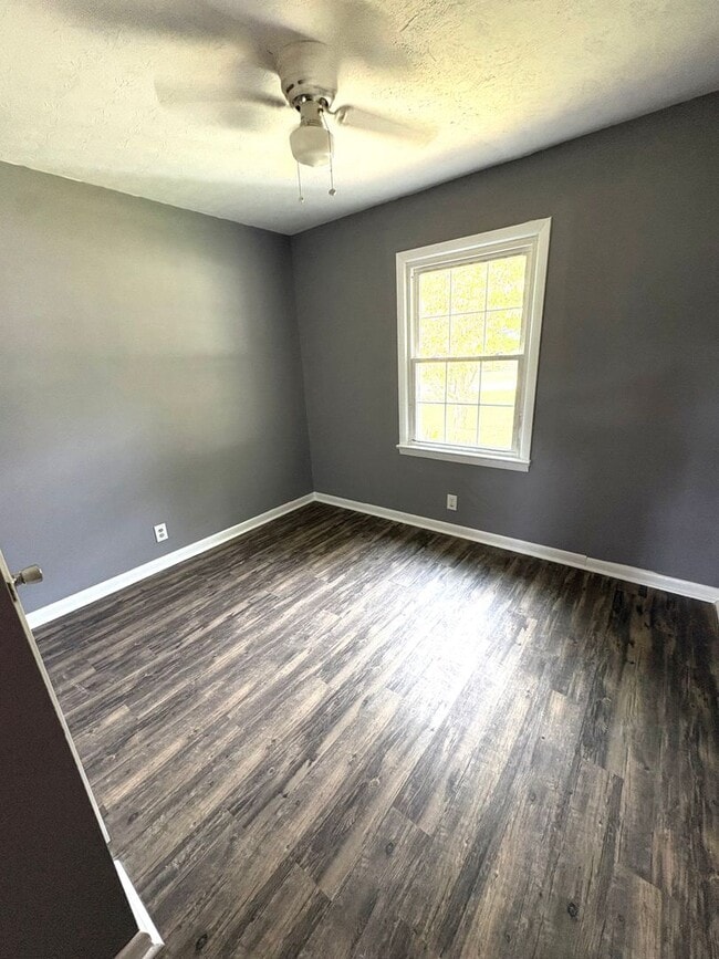 Photo - 115 Forrester Rd