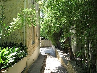 Photo - 230 Bushnell