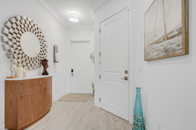 Photo - 120 Water Pointe Pl