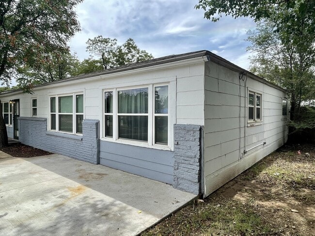 Photo - 4205 41st St