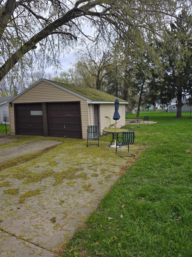 741 S Irwin Ave Unit 741 South Irwin