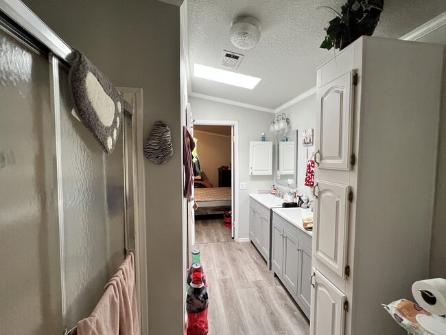 Photo - 149 Jana Cir