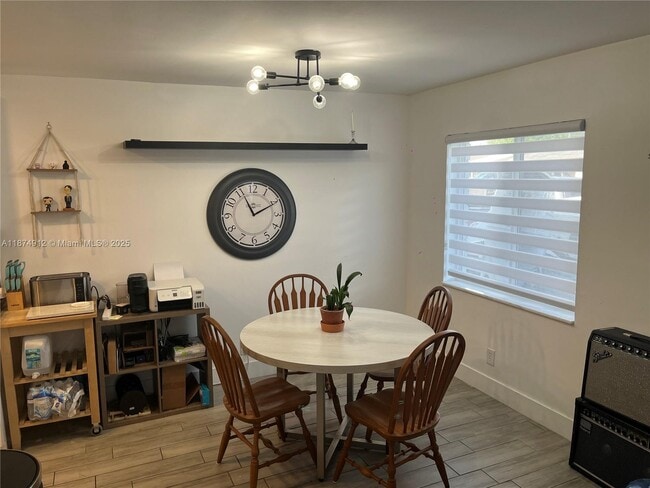 Photo - 130 NW 57th St