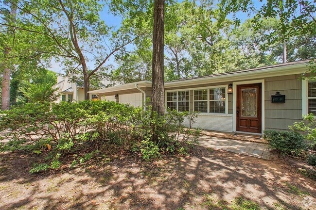 Building Photo - 10700 Beinhorn Rd Rental