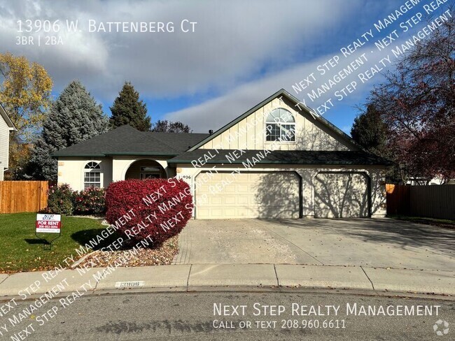 Building Photo - 3 BED 2 BATH HOME - NO SECURITY DEPOSIT RE...