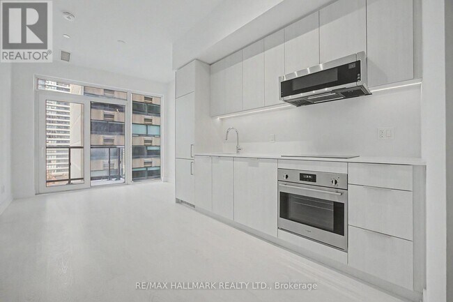 Photo - 308 Jarvis St Unit 1008
