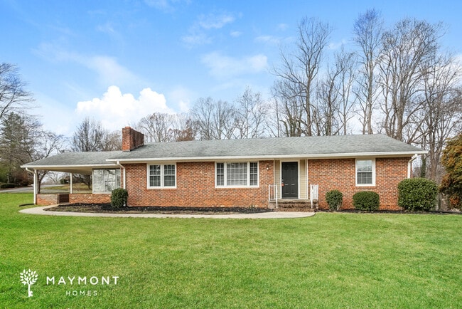 Photo - 4900 Leinbach Dr