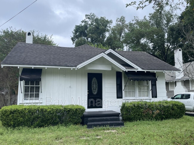 Building Photo - 108 S Fulton St