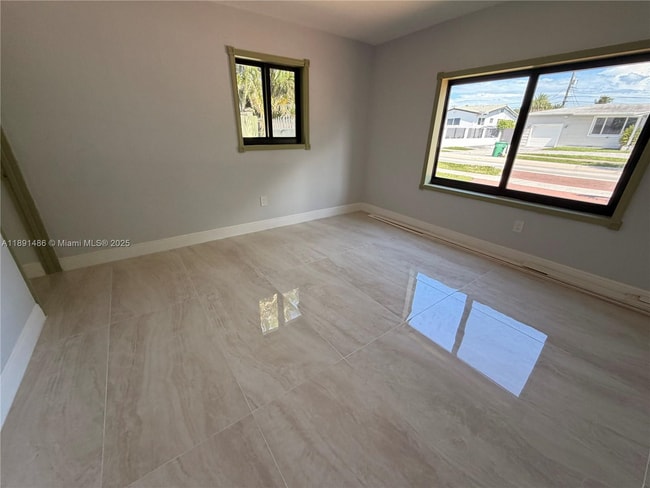 Photo - 2120 SW 84th Ave