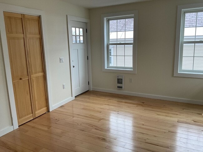 Photo - 90 Elm St Unit 2