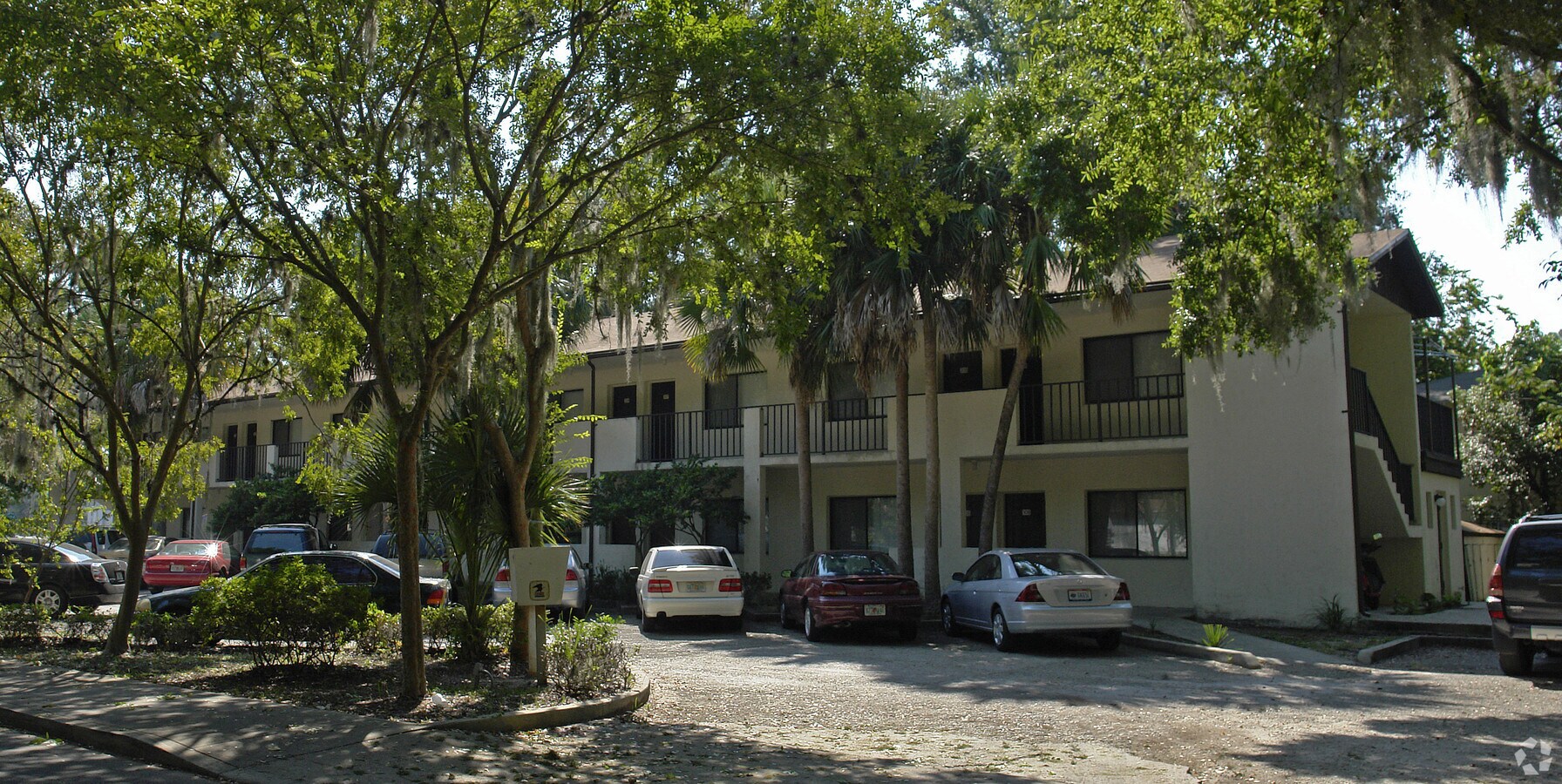 Photo - Gator Palms Apartments