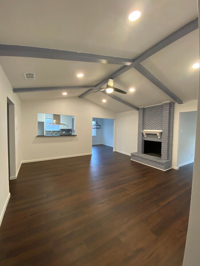Photo - 510 Ridgegate Dr