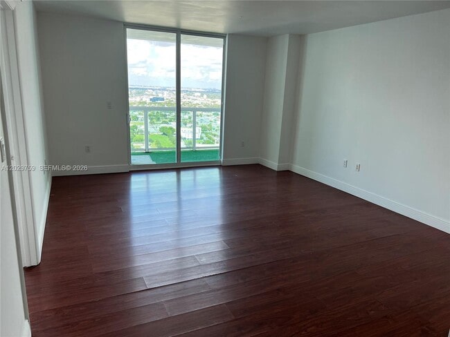 Photo - 1800 N Bayshore Dr Unidad 3904