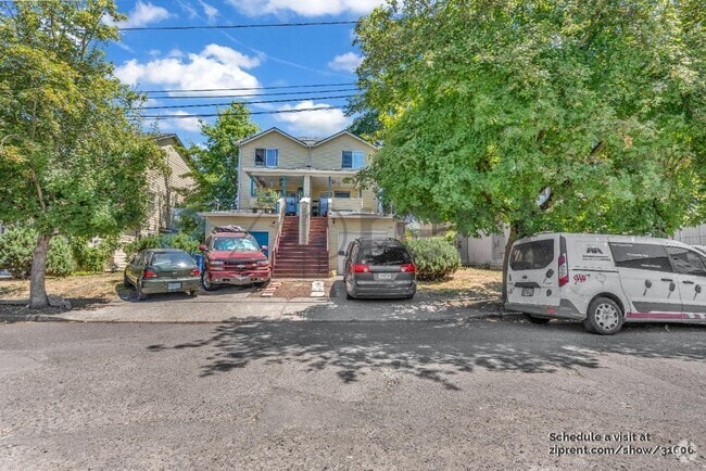 Building Photo - 1526 NE 68th Ave Rental