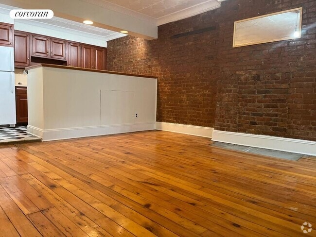 Building Photo - 351A 14th St Rental