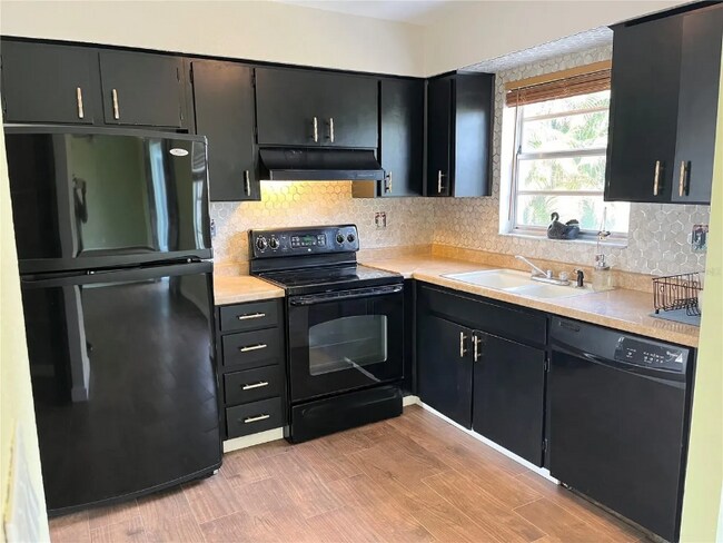 Photo - 27064 Omni Ln