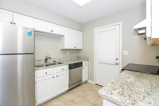 Photo - 6625 Santaolina Dr