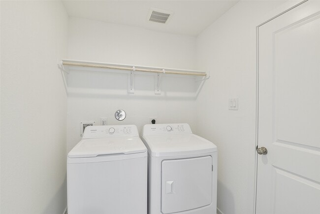 Photo - 16818 Great Highlands Dr