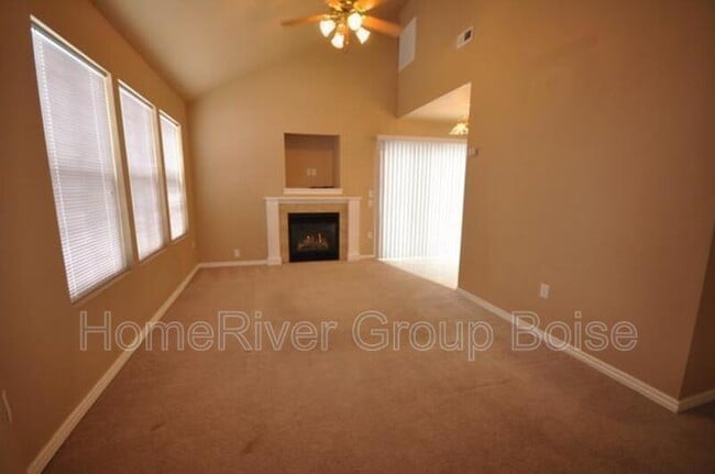 Photo - 1329 N Stephanie Ln House