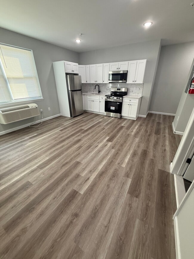 Photo - 22 Seeley St Unit 202