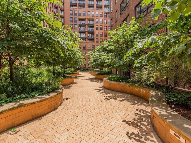 Photo - Lavish 1 BR/1 BA in Penn Quarter!