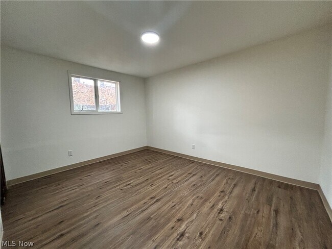 Photo - 94 View St Unidad 5