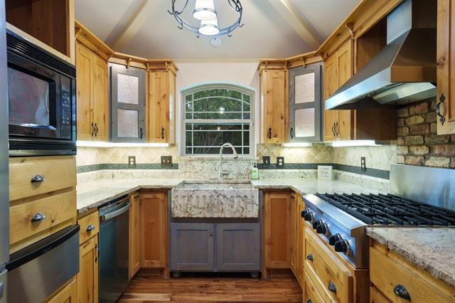 Photo - 6423 Redpine Rd