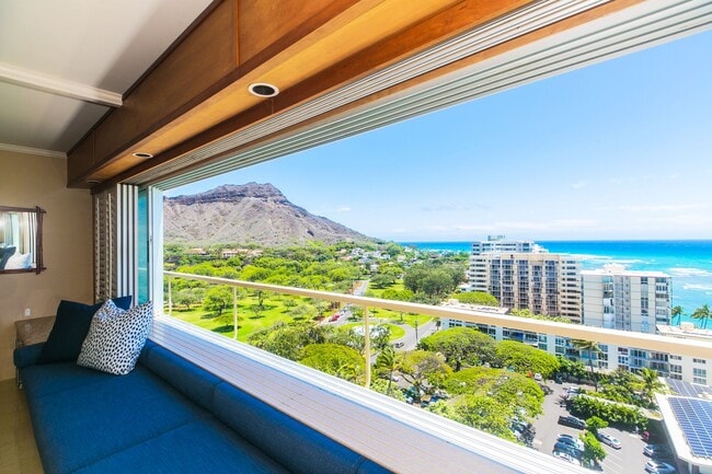 Photo - Breathtaking Ocean and Mountain View One Bedroom