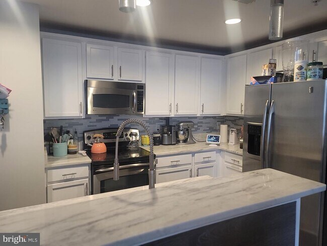 Photo - 12300 Open View Ln