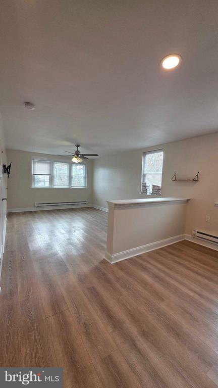 Photo - 7330 Montour St