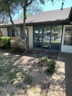 Photo - 2320 Dakota St