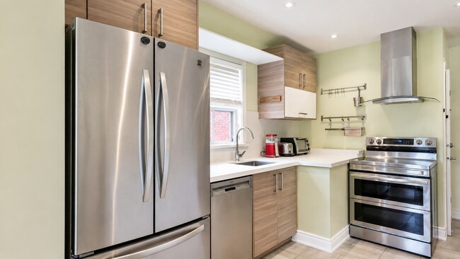 Photo - 59 Mitcham Dr
