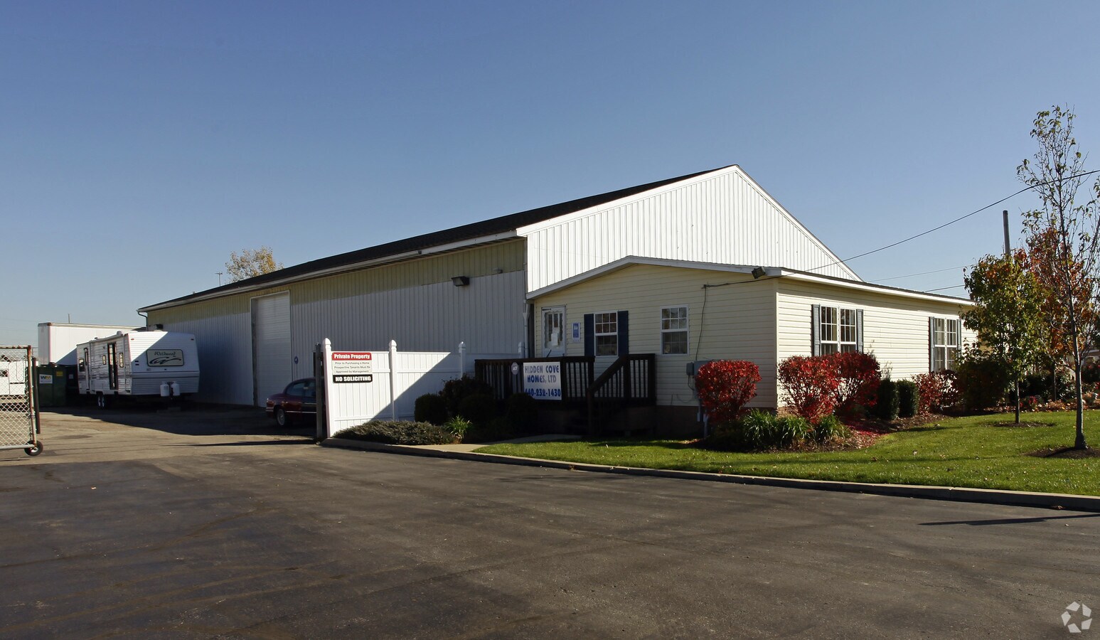 Photo - Bob's Mobile City