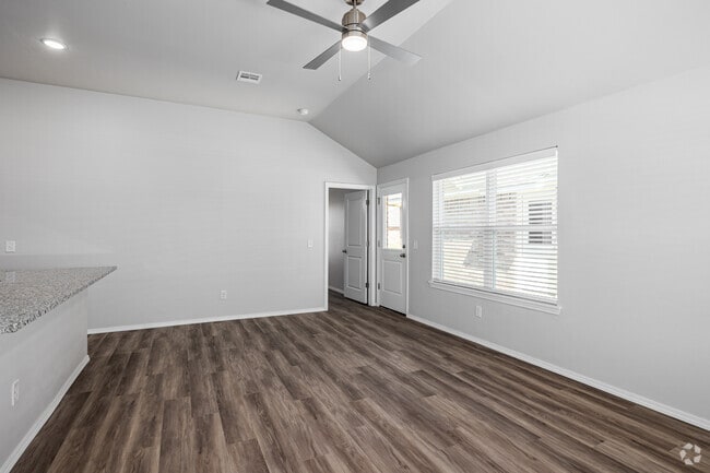 B - 4BR, 2BA - 1240SF - Living Room