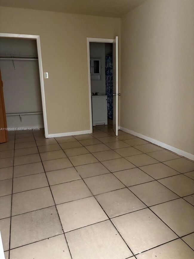 Photo - 1384 NW 27th St