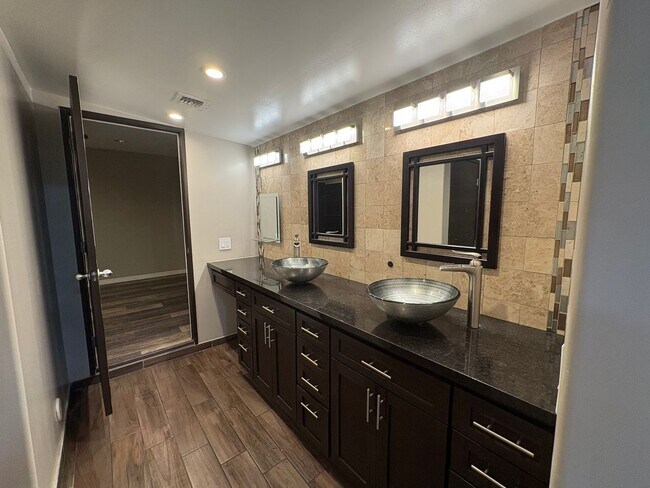 Photo - Updated 1BD/1BA with Private Yard + ALL Utilities Included!