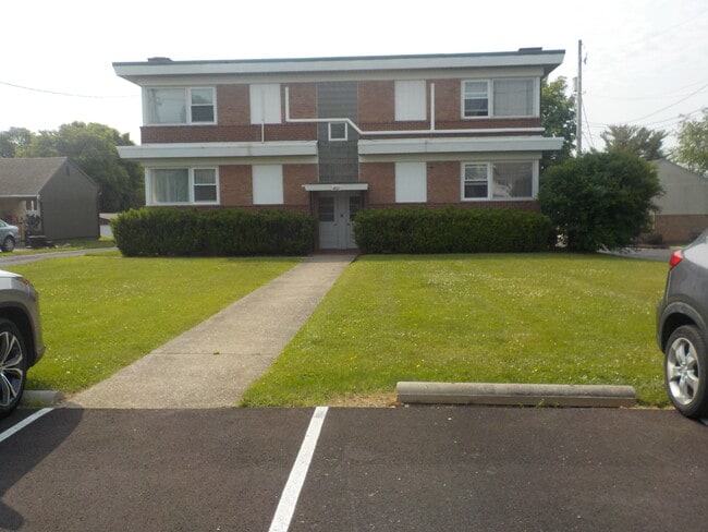 Welcome to 4832 E Trindle Rd - 4832 E Trindle Rd Unit #4