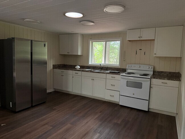 Photo - Charming 2BR Country Home Near UGA in Winterville
