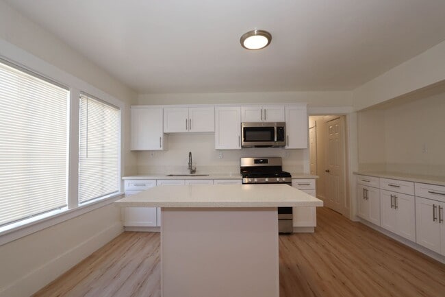 Photo - LB2384 - RUBS Unit 2386