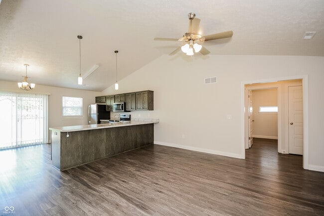 Photo - 7307 Meyer Loop