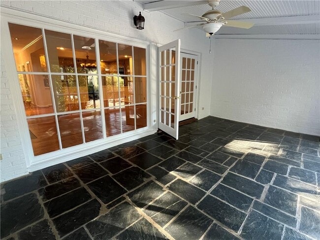 Photo - 3512 Paces Pl NW