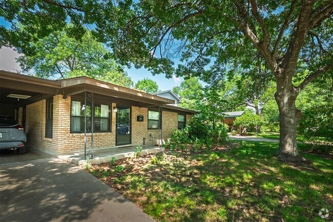 Building Photo - 1306 Ridgemont Dr Rental